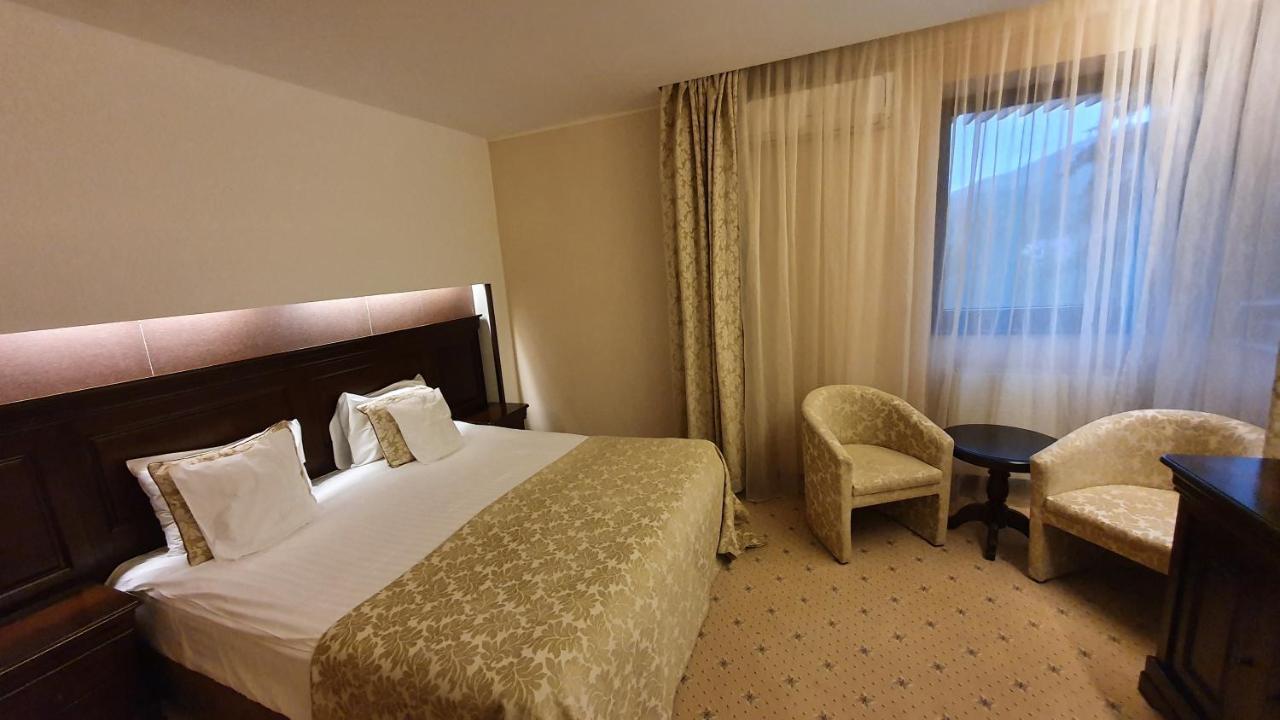 Apartament 2706 Alpin Resort, Etaj 7, Пояна Брашов Екстериор снимка