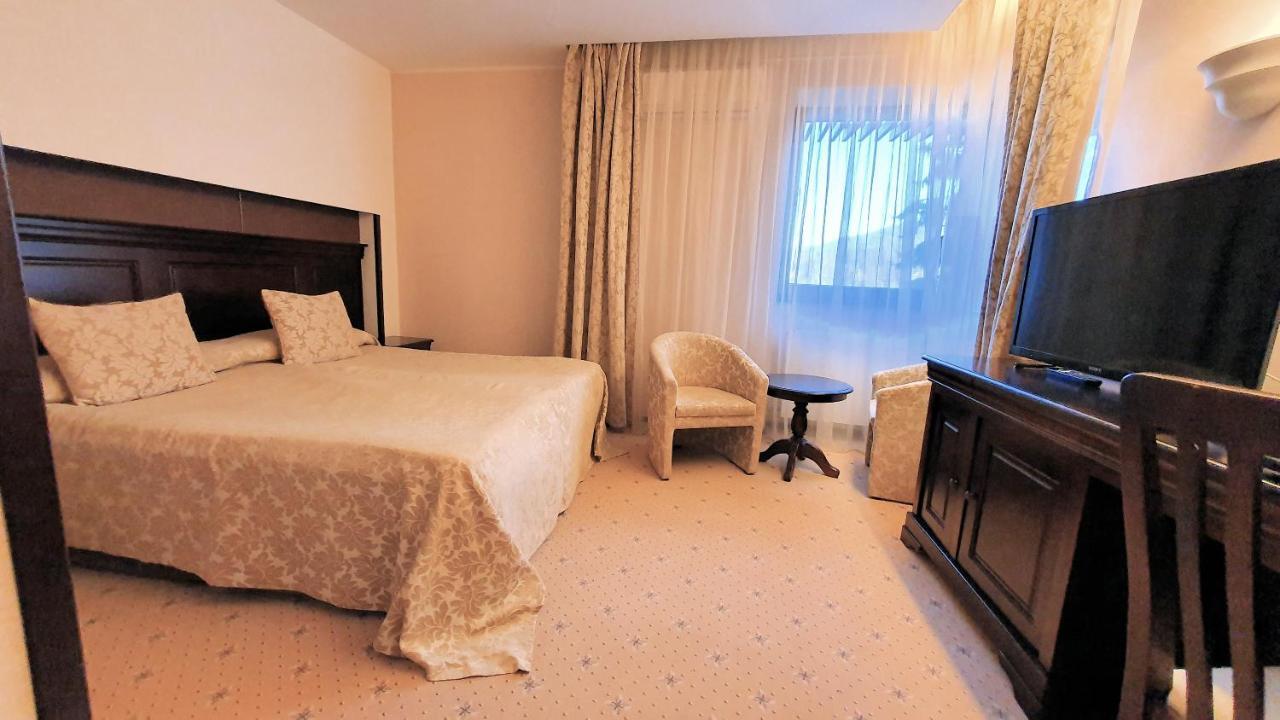Apartament 2706 Alpin Resort, Etaj 7, Пояна Брашов Екстериор снимка