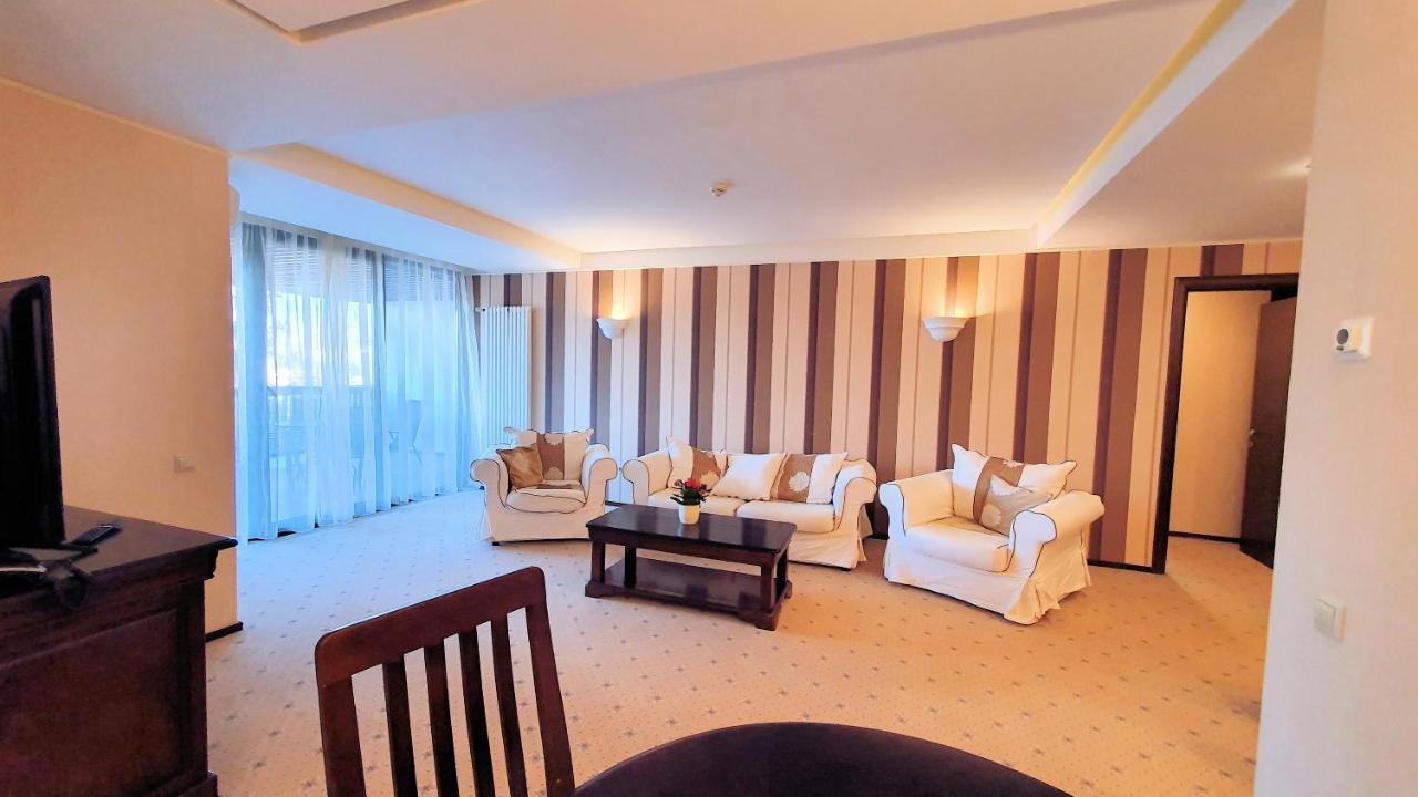 Apartament 2706 Alpin Resort, Etaj 7, Пояна Брашов Екстериор снимка