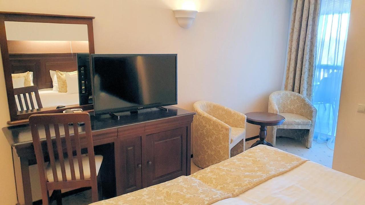 Apartament 2706 Alpin Resort, Etaj 7, Пояна Брашов Екстериор снимка